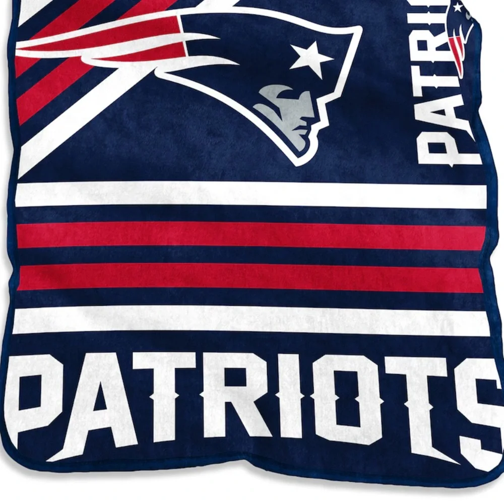 NEW [Logo Brands] New England Patriots NFL 50 x 60'' Plush Raschel Throw Blanket - Picture 2 of 5